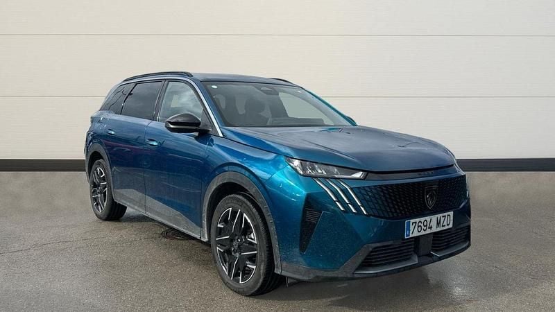 Usado Peugeot 5008 Allure 145 CV (106 kW) 2025 Azul SUV