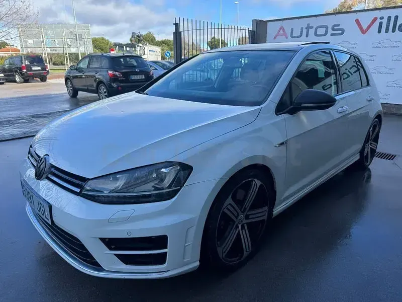 Usado VW Golf VII R 300 CV (220 kW) 2015 Blanco Berlina
