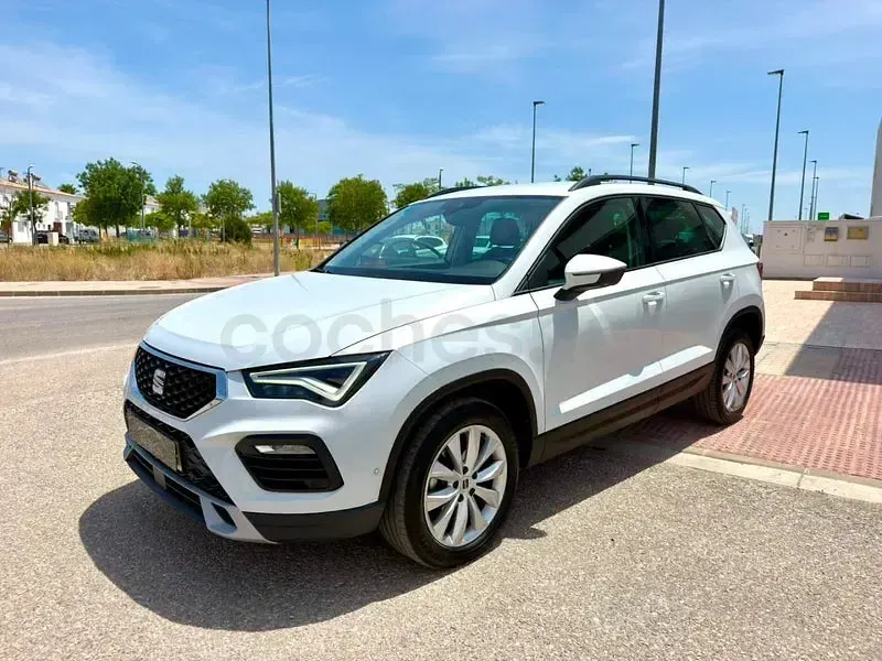 Usado Seat Ateca Style 116 CV (85 kW) 2022 Blanco SUV
