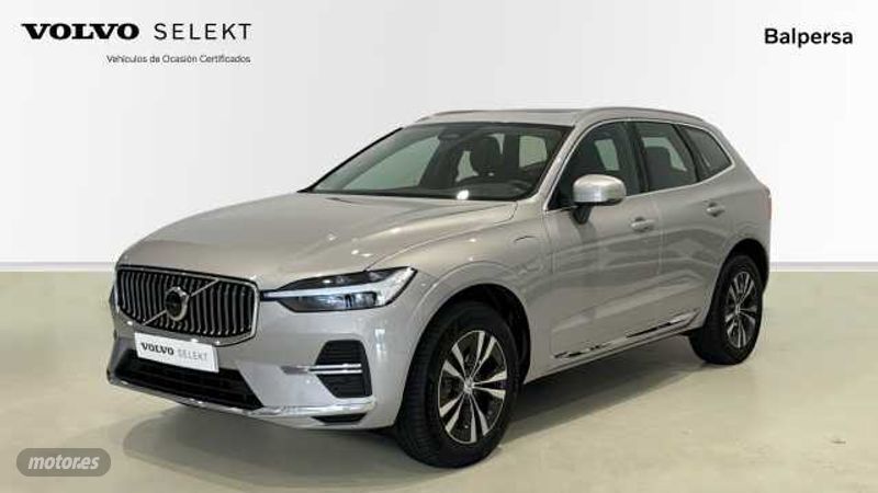 Plateado Usado 2023 Volvo XC60 Core SUV | 47.000 € (Precio justo) - Imagen 1/4