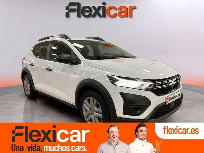 Blanco Usado 2023 Dacia Sandero Essentiel Utilitario | 12.990 € (Precio justo) - Imagen 1/4
