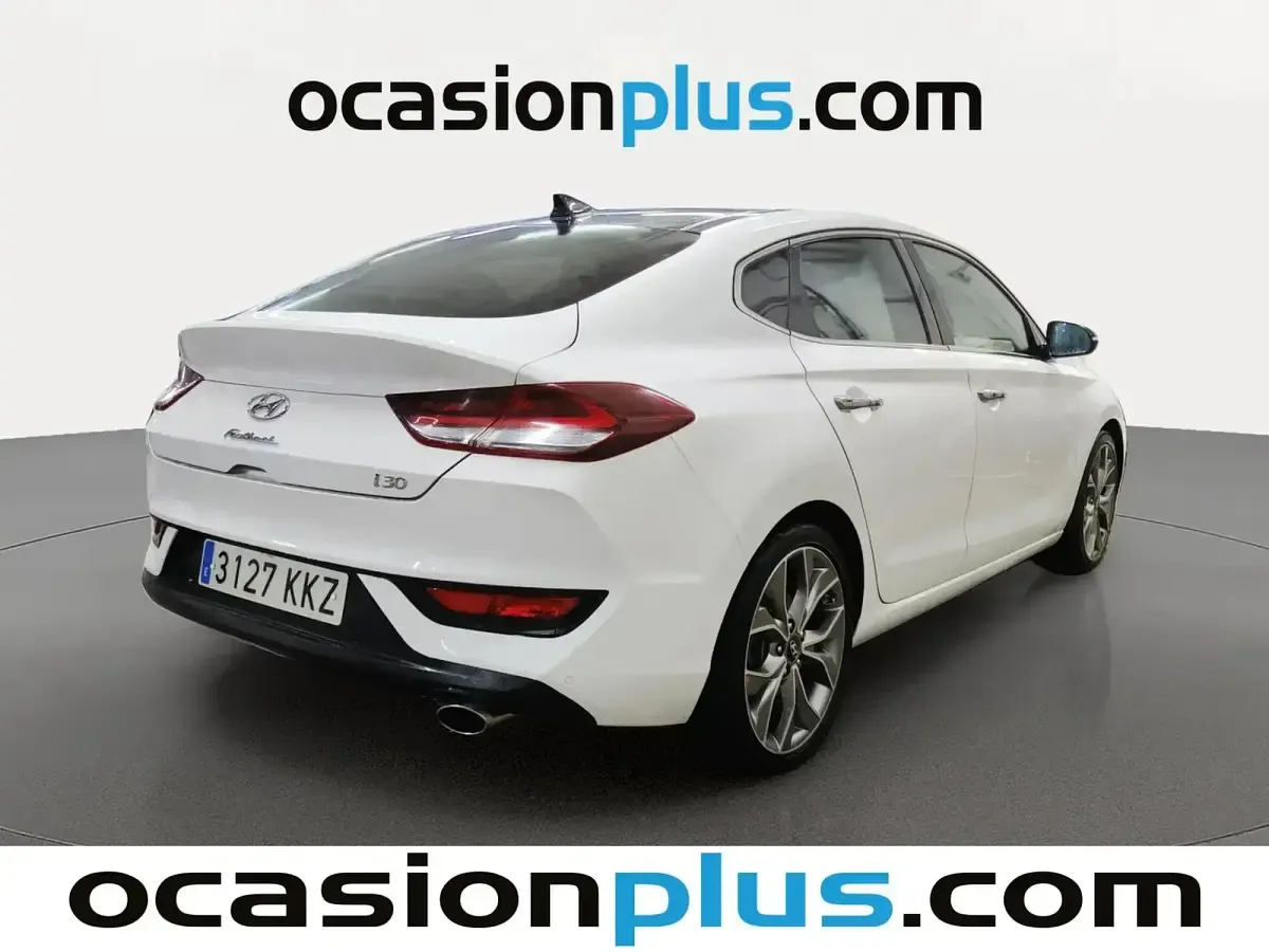 Usado Hyundai i30 Style 140 CV (102 kW) 2018 Blanco