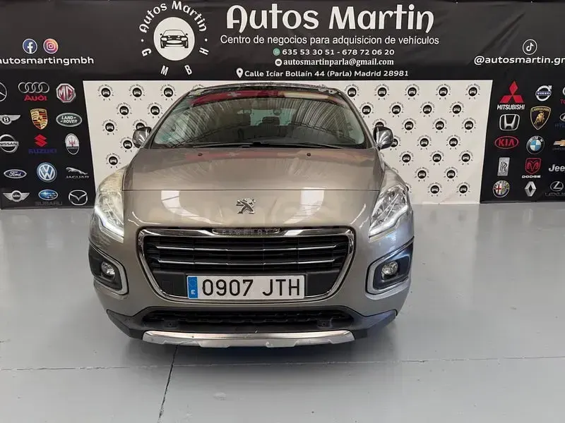 Usado Peugeot 3008 Active 130 CV (95 kW) 2016 Beige SUV