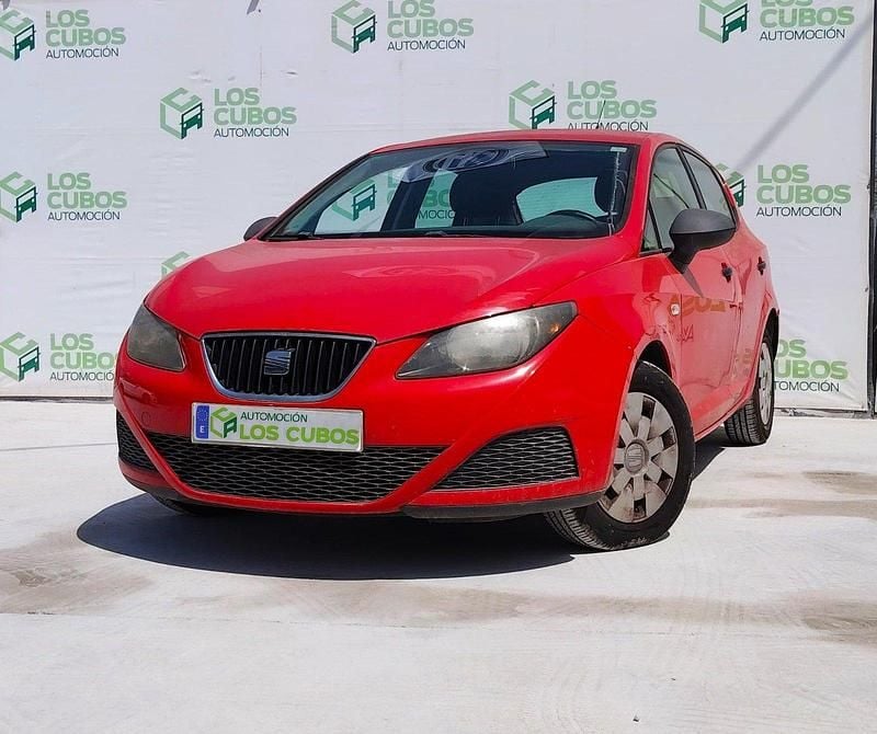 Rojo Usado 2011 Seat Ibiza | 4999 € (Precio justo) - Imagen 1/4