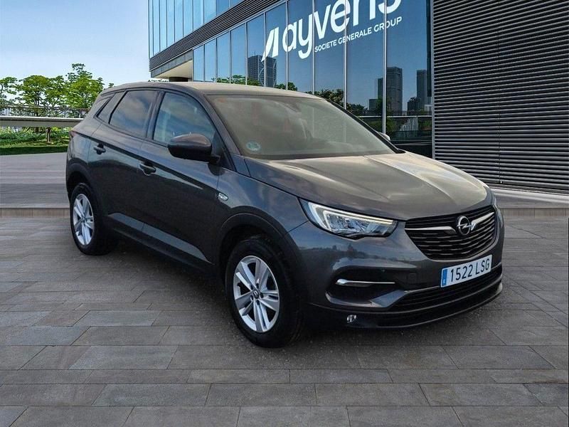 Usado Opel Grandland X Edition 130 CV (95 kW) 2021 Gris SUV