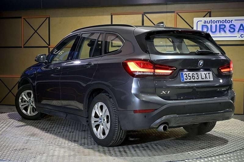 Usado BMW X1 Comfort Edition 223 CV (164 kW) 2022 Gris SUV