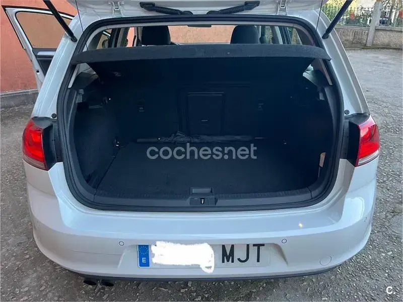 Usado VW Golf VII Advance 150 CV (110 kW) 2014 Blanco Berlina