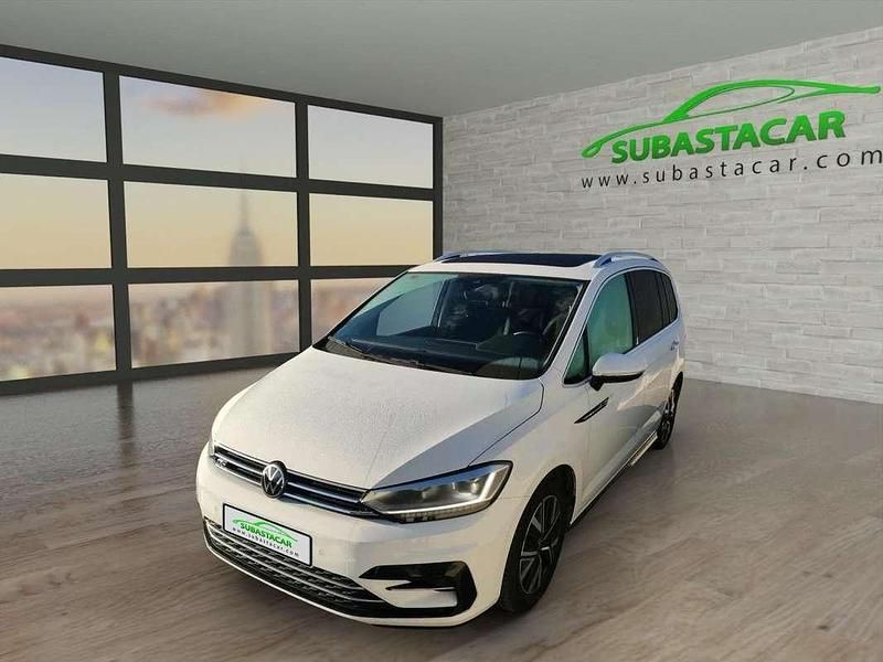 Blanco Usado 2021 VW Touran Sport Monovolumen | 21.240 € (Super precio) - Imagen 1/4