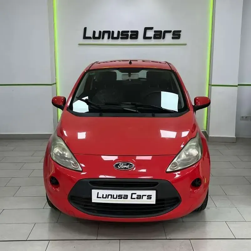 Usado Ford Ka S 69 CV (50 kW) 2012 Rojo Utilitario