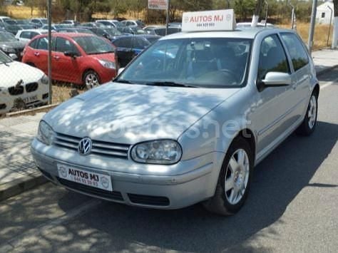 Usado VW Golf IV 110 CV (80 kW) 2000 Gris / plata Berlina