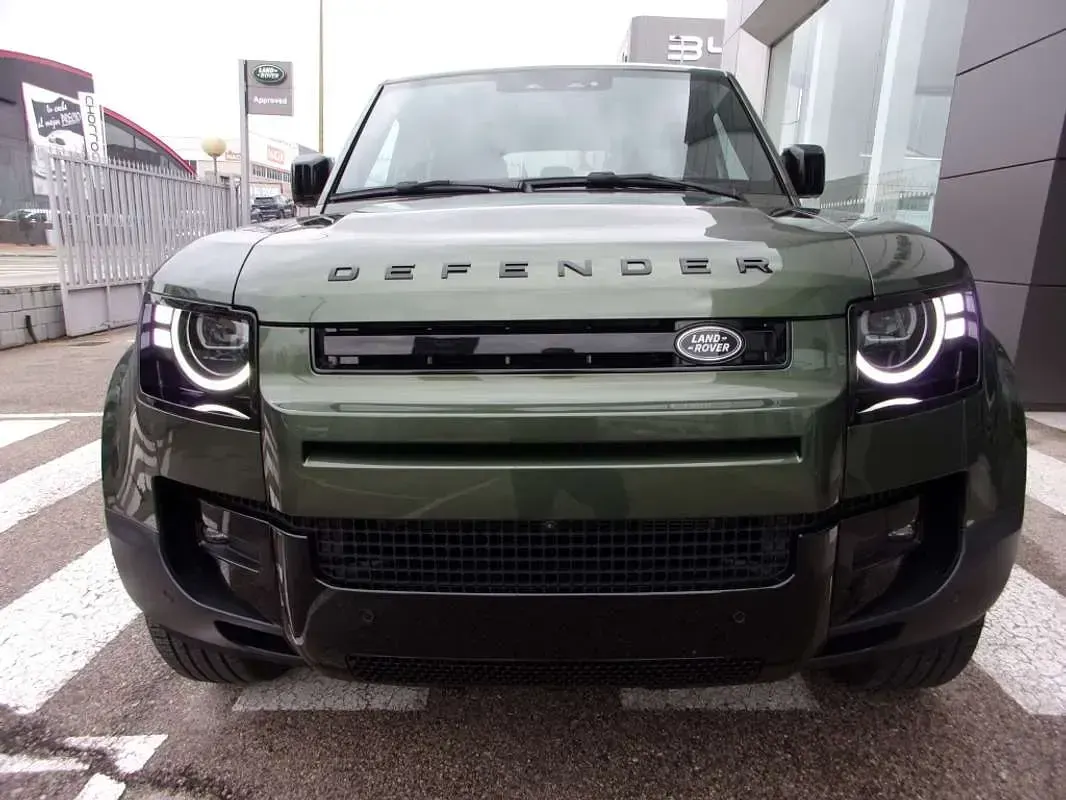 Nuevo Land Rover Defender S 249 CV (183 kW) 2026 Verde SUV