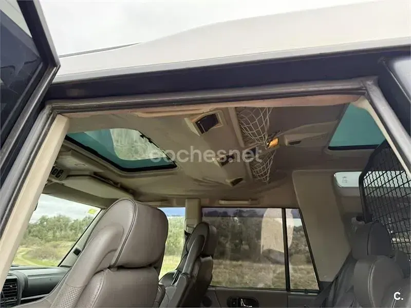 Usado Land Rover Discovery 138 CV (101 kW) 2000 Gris / plata SUV