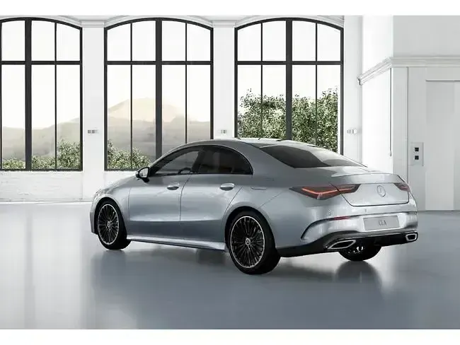 Nuevo Mercedes CLA200 163 CV (119 kW) 2026 Gris Berlina