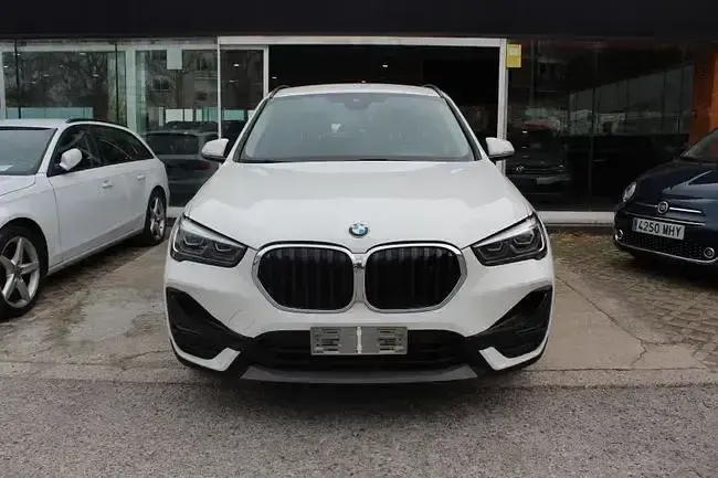 Usado BMW X1 Advantage 220 CV (161 kW) 2021 Blanco SUV