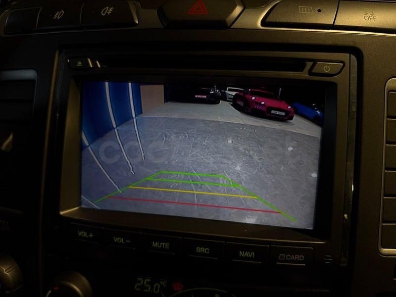 Usado Ssangyong (KGM) Rodius 155 CV (114 kW) 2014 Blanco Monovolumen