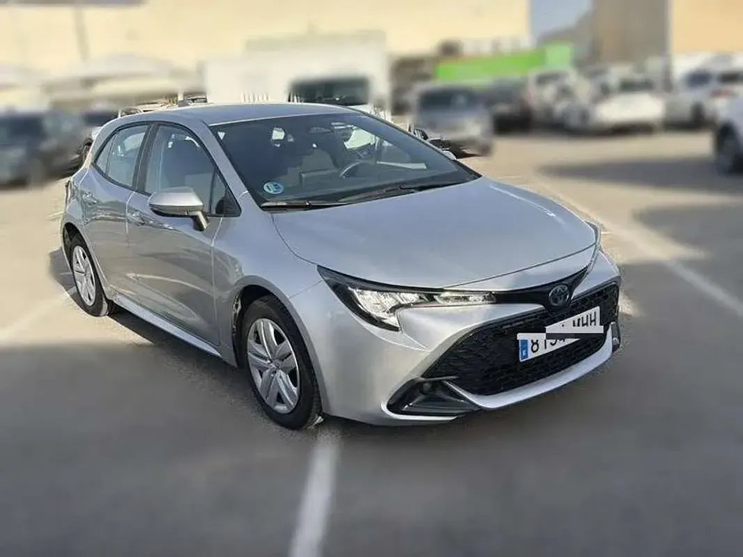 Usado Toyota Corolla Business Edition 98 CV (72 kW) 2023 Gris SUV