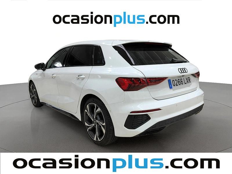 Usado Audi A3 Sportback 150 CV (110 kW) 2022 Blanco Utilitario