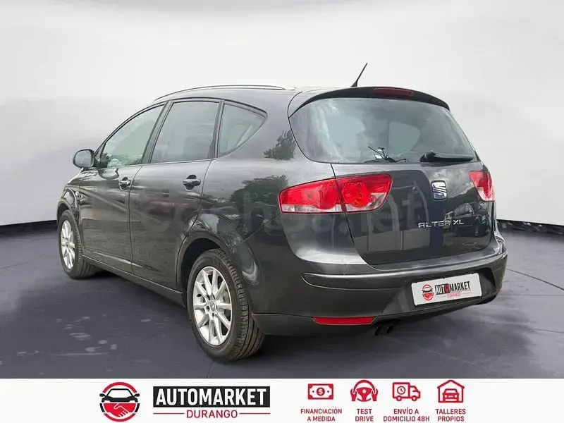 Usado Seat Altea XL Style 160 CV (117 kW) 2010 Negro Monovolumen