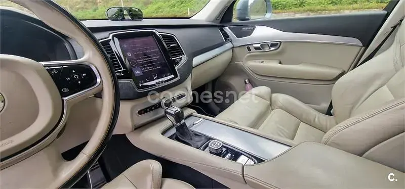 Usado Volvo XC90 Momentum 235 CV (172 kW) 2016 Gris / plata SUV