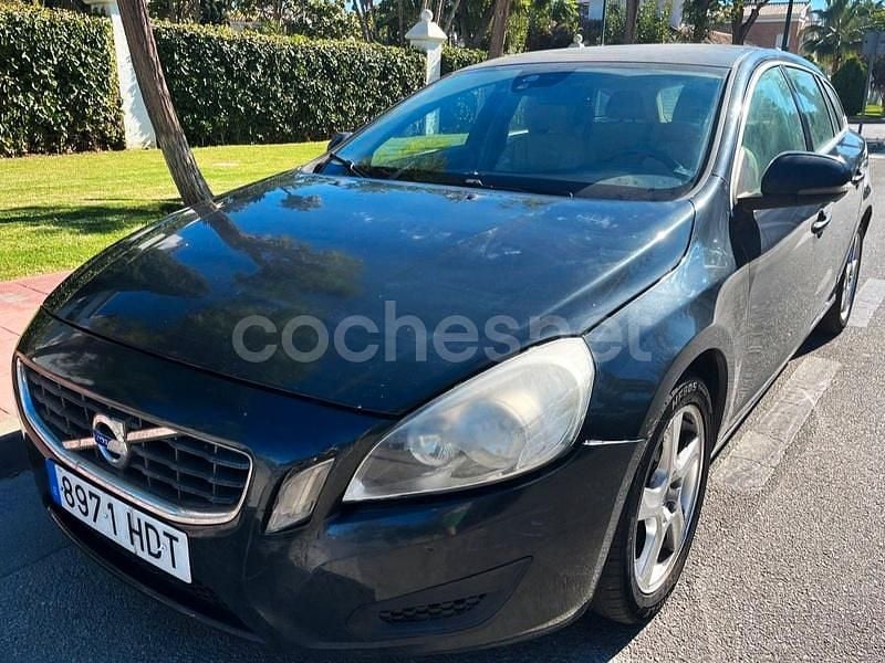 Azul Usado 2011 Volvo V60 Momentum Familiar | 4400 € (Buen precio) - Imagen 1/4