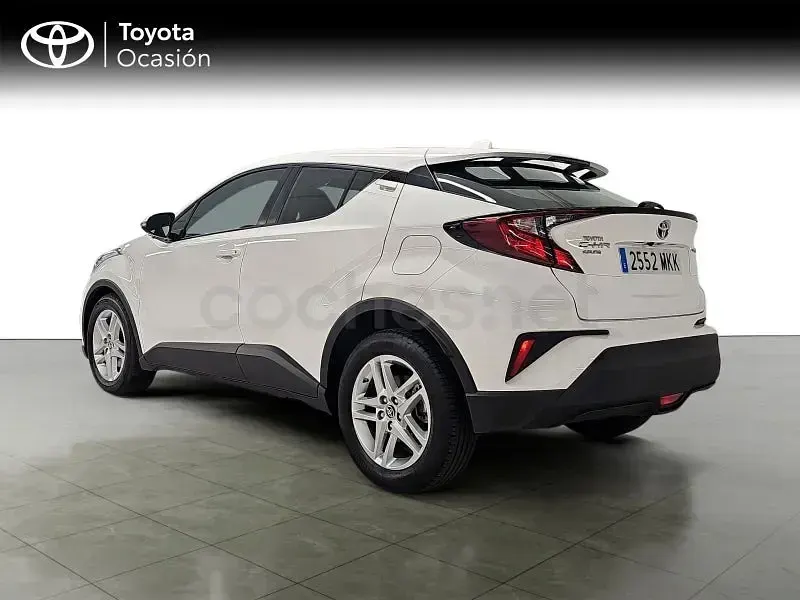 Usado Toyota C-HR Active 122 CV (89 kW) 2023 Blanco SUV