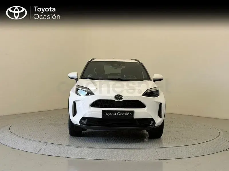 Usado Toyota Yaris Cross Active 130 CV (95 kW) 2025 Blanco SUV