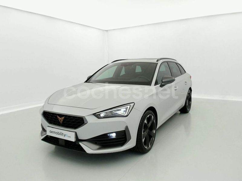 Blanco Usado 2024 Cupra Leon Familiar | 26.500 € (Precio justo) - Imagen 1/4