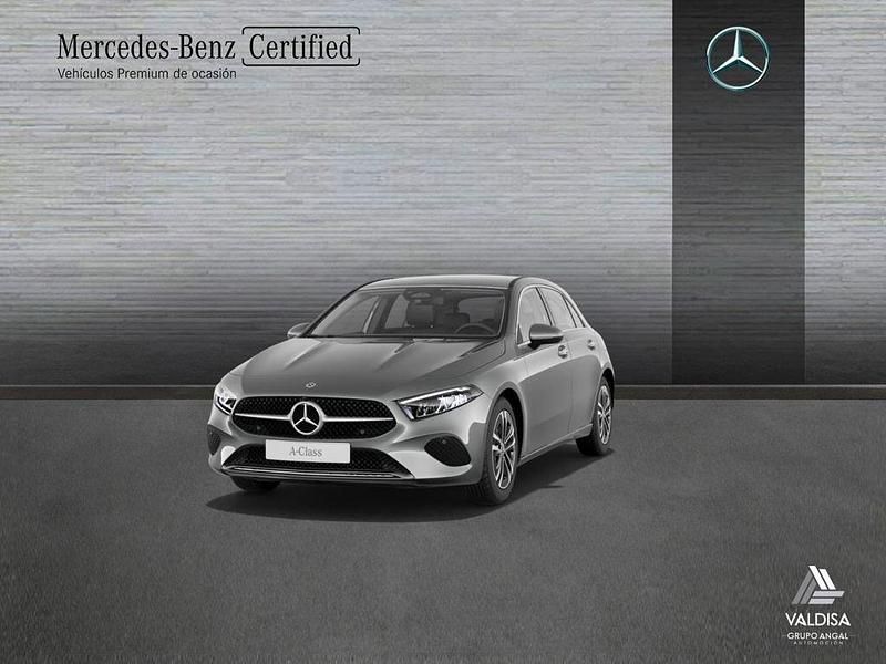 Gris montaña Usado 2024 Mercedes A200 Progressive Berlina | 37.400 € (Caro) - Imagen 1/4