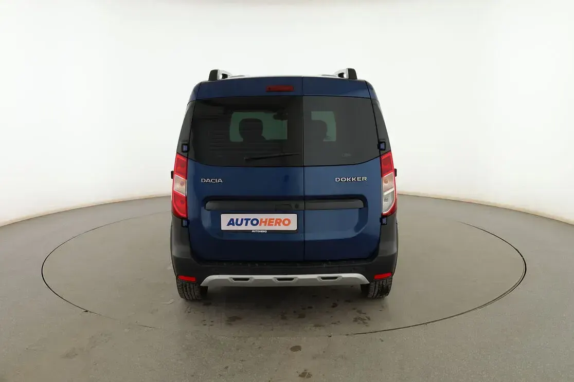 Usado Dacia Dokker 95 CV (69 kW) 2019 Azul Monovolumen
