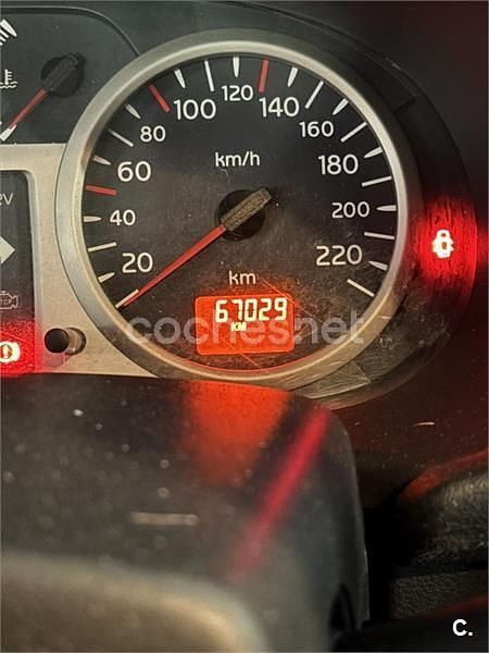 Gris / plata Usado 2003 Renault Clio II Dynamique Berlina | 3900 € (Precio justo) - Imagen 1/4