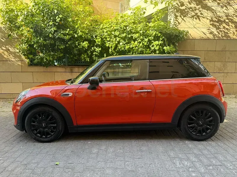Usado Mini Cooper 136 CV (100 kW) 2019 Naranja Utilitario