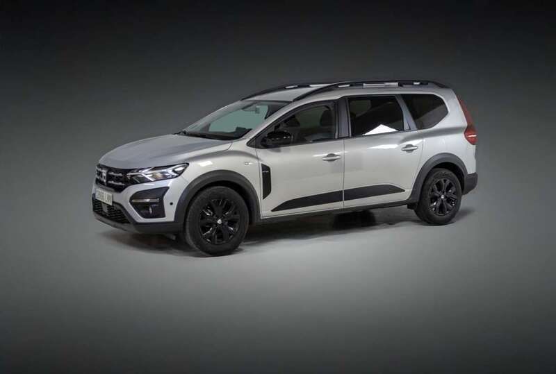 Gris Usado 2022 Dacia Jogger Extreme Familiar | 18.350 € (Precio justo) - Imagen 1/4