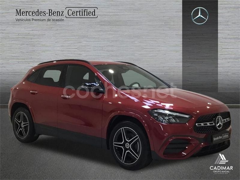 Usado Mercedes GLA200 AMG line 150 CV (110 kW) 2024 Rojo SUV