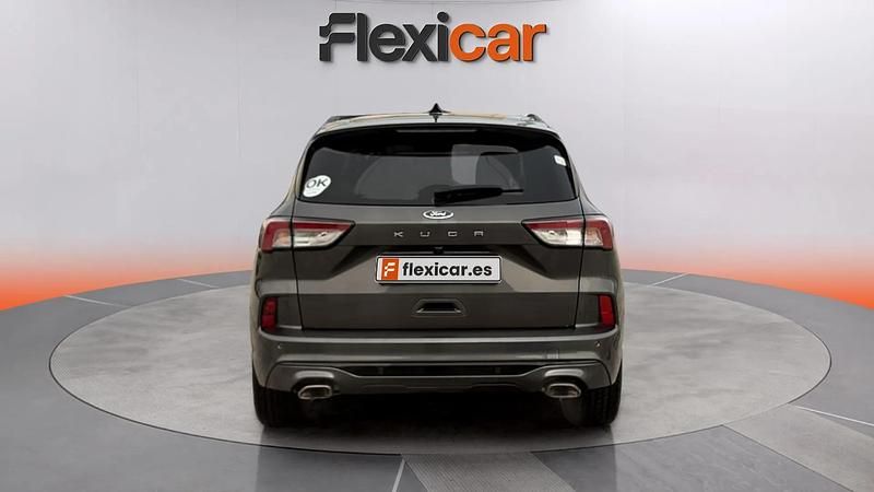 Usado Ford Kuga ST-Line 120 CV (88 kW) 2024 Gris SUV