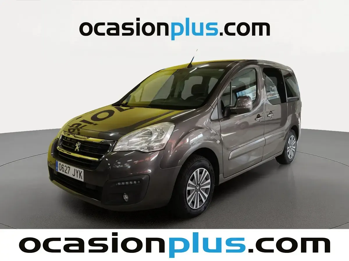 Begagnad Peugeot Partner Tepee Active 110 HK (80 kW) 2017 Minibuss