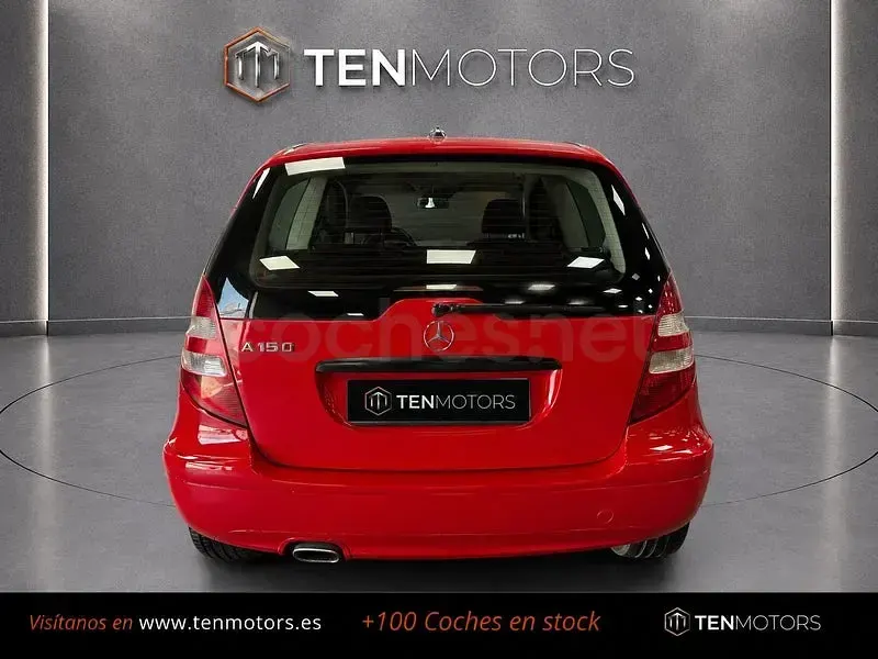 Usado Mercedes A150 Avantgarde 95 CV (69 kW) 2007 Granate Monovolumen