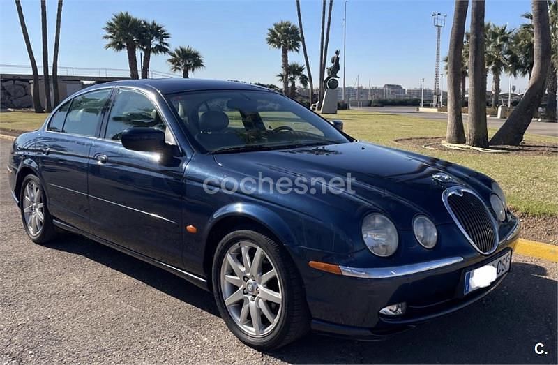 Usado Jaguar S-Type Executive 240 CV (176 kW) 2000 Azul Berlina