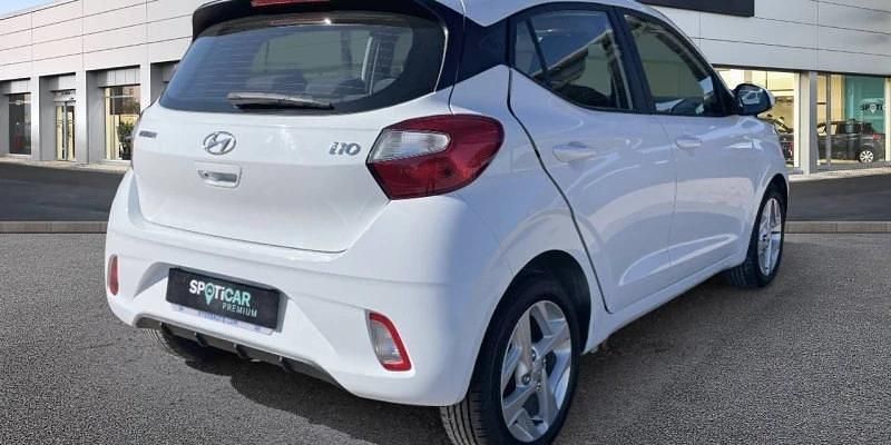 Usado Hyundai i10 67 CV (49 kW) 2022 Blanco Utilitario