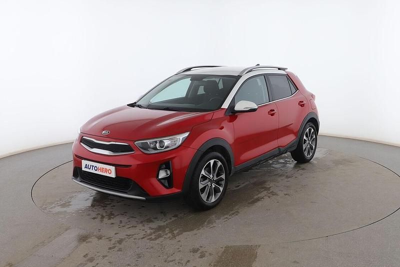 Usado Kia Stonic 101 CV (74 kW) 2018 Rojo SUV