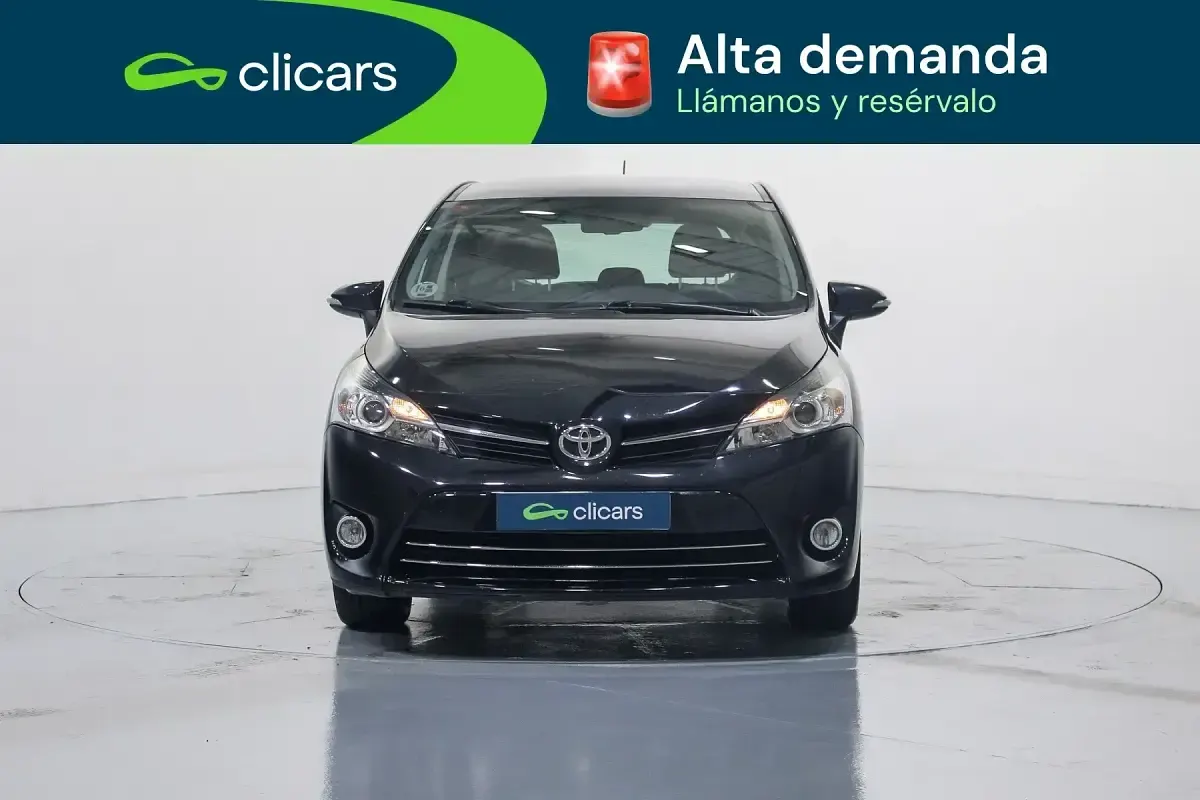 Usado Toyota Verso Comfort 124 CV (91 kW) 2014 Negro Monovolumen