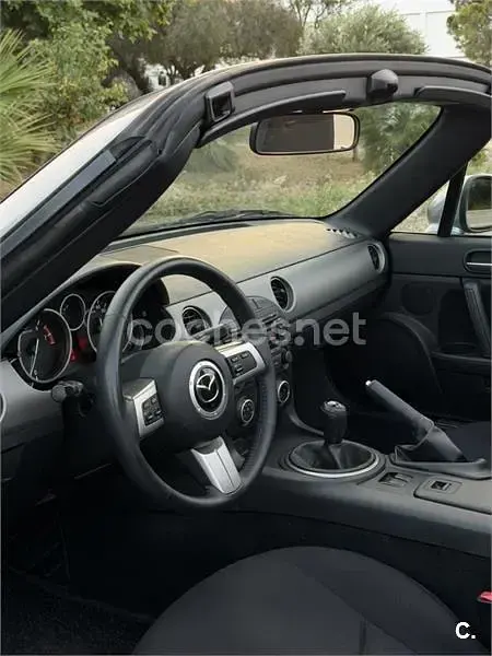 Usado Mazda MX5 Style 126 CV (92 kW) 2010 Gris / plata Descapotable