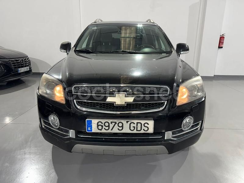 Usado Chevrolet Captiva 150 CV (110 kW) 2008 Negro SUV