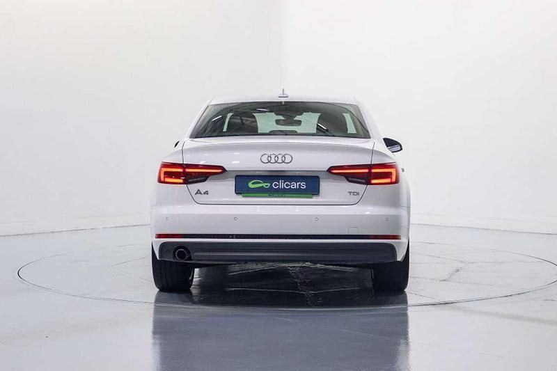 Usado Audi A4 S-Line 150 CV (110 kW) 2018 Blanco Berlina