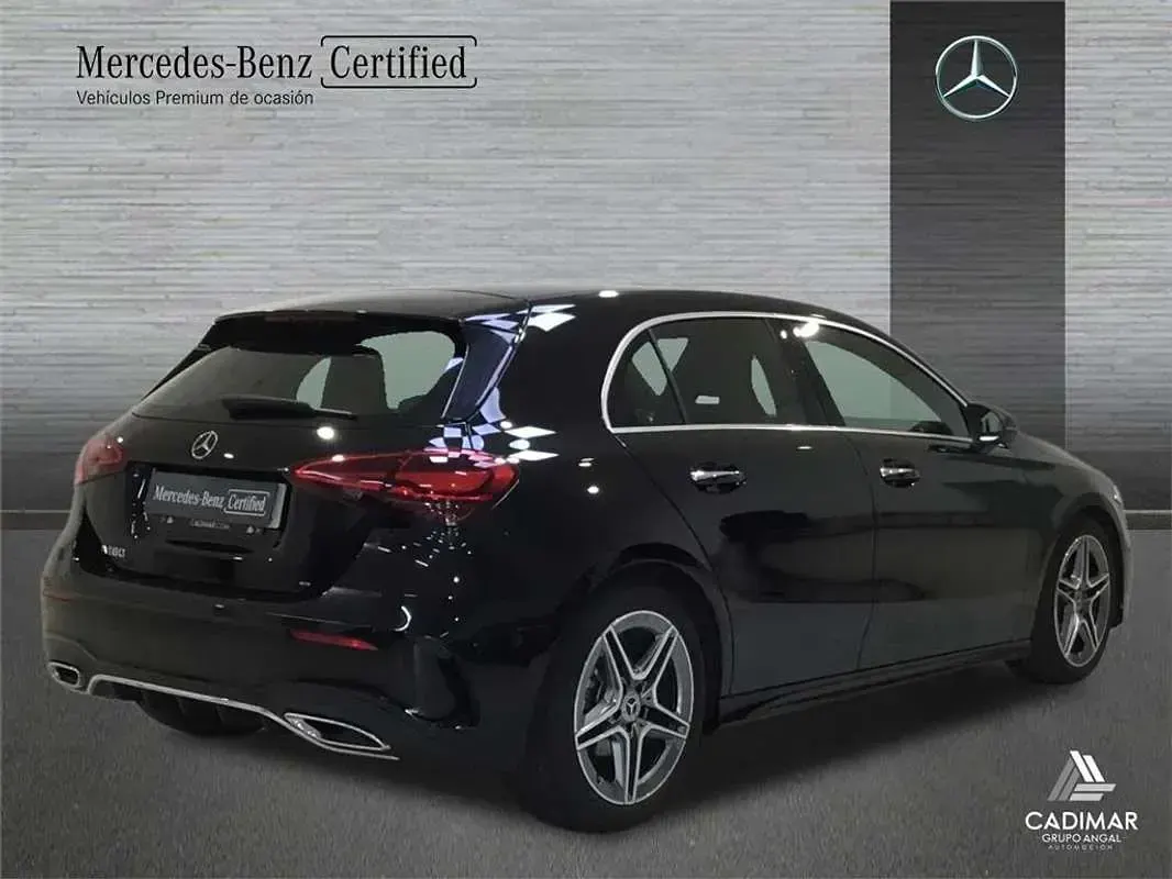 Usado Mercedes A180 136 CV (100 kW) 2025 Berlina