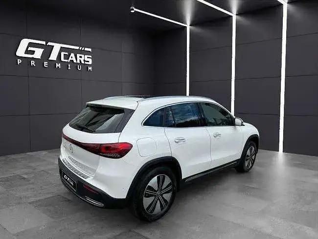 Begagnad Mercedes EQA250 139 kW (190 HK) 2021 Vit SUV