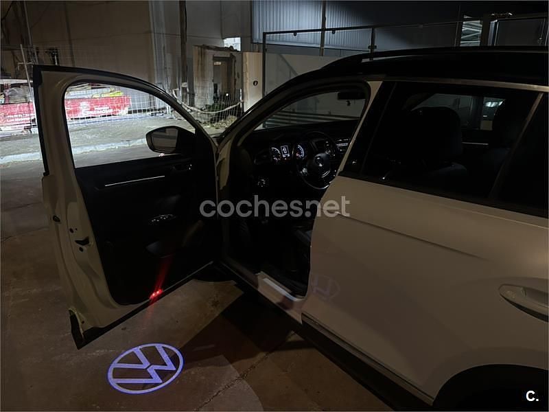 Usado VW T-Roc Advance 150 CV (110 kW) 2018 Gris / plata SUV