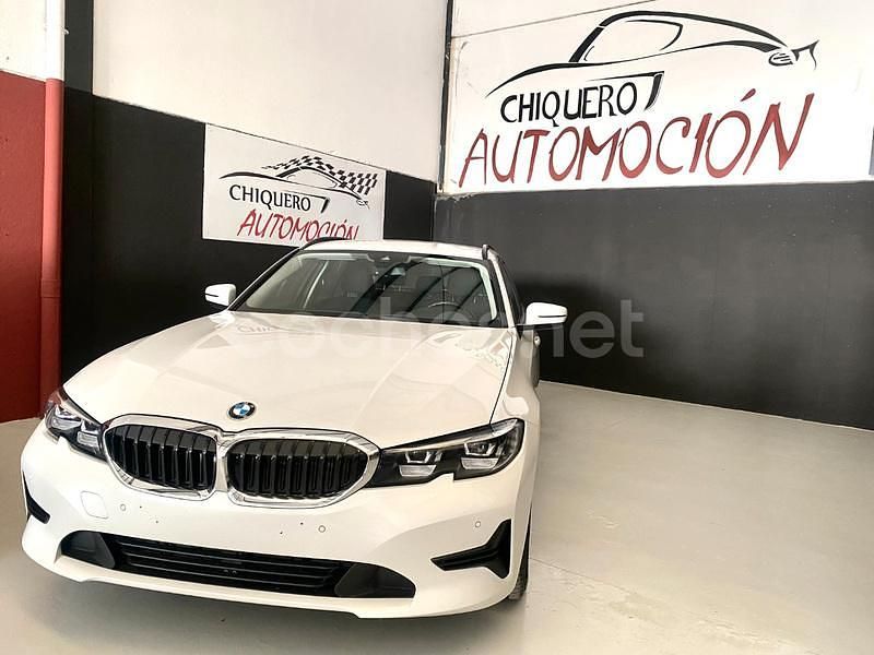 Blanco Usado 2022 BMW 318 Comfort Edition Familiar | 22.900 € (Precio justo) - Imagen 1/4