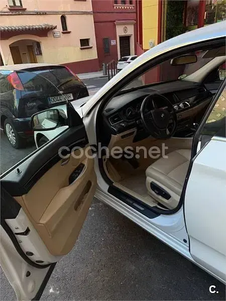 Usado BMW 520 Gran Turismo 184 CV (135 kW) 2015 Blanco Berlina