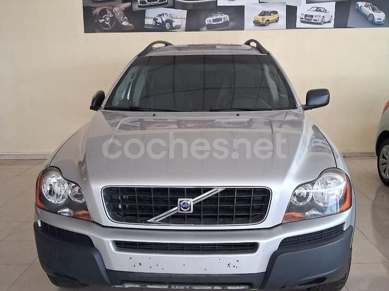 Gris / plata Usado 2005 Volvo XC90 Executive SUV | 6500 € (Precio justo) - Imagen 1/4