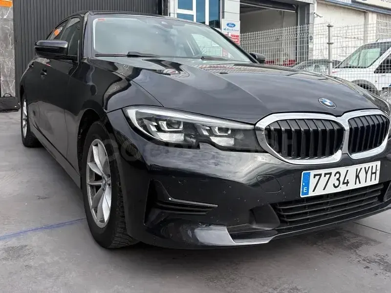 Begagnad BMW 318 Gran Turismo Comfort Edition 150 HK (110 kW) 2020 Svart Sedan